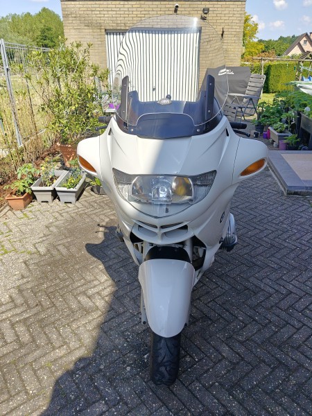 BMW2.jpg
