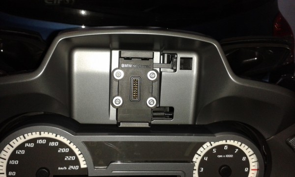 BMW NAV V Mounting.jpg