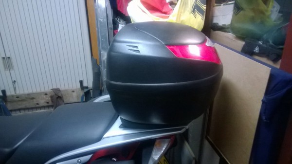 Topkoffer op motor
