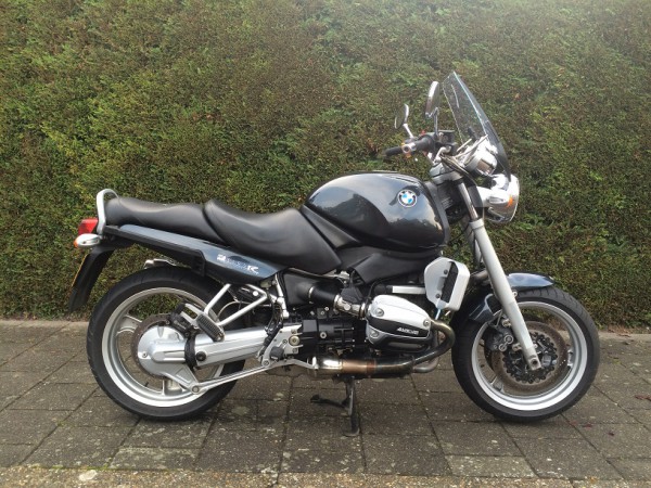 De R1100R