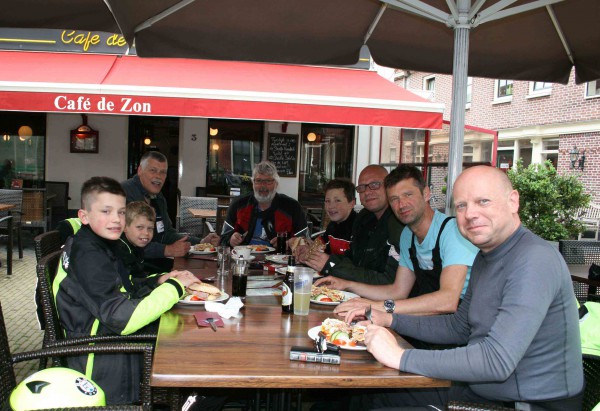 treffen.16.3.jpg