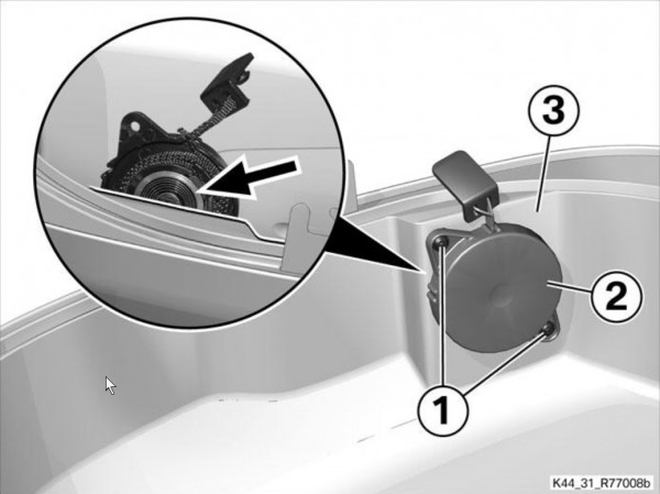 Topcae retractor.jpg